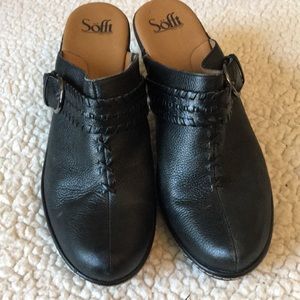 Softt Leather Clogs